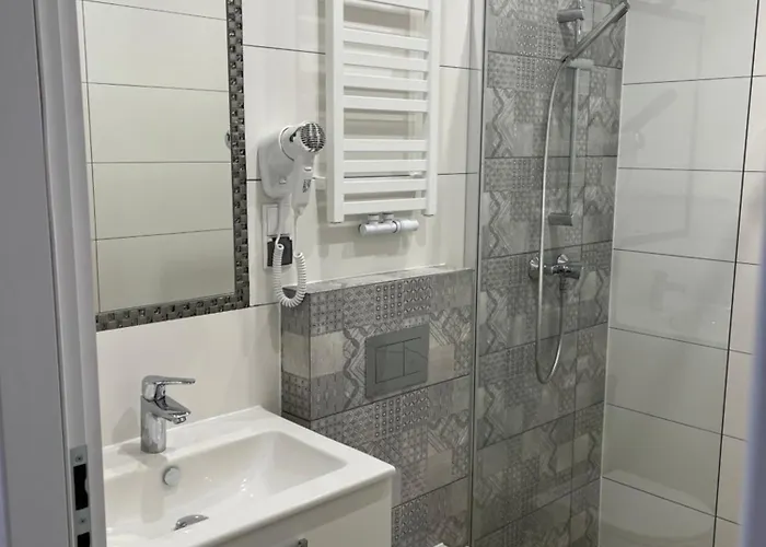 Dwunastka Pensionat 3*