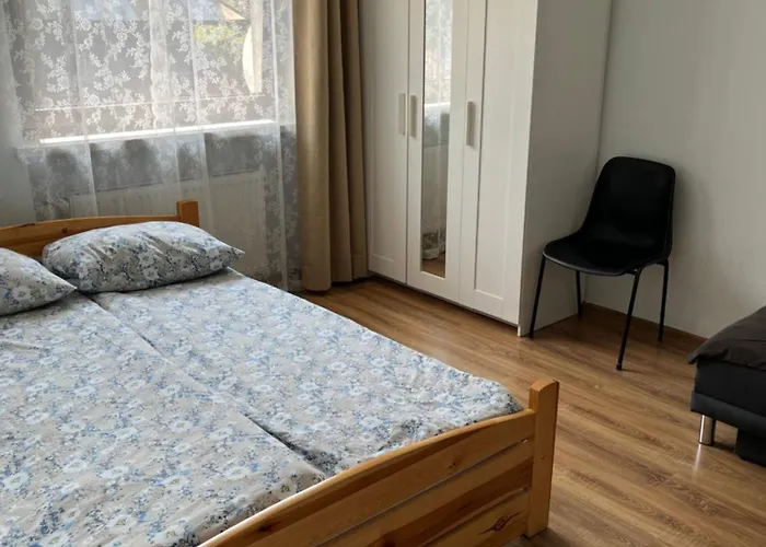 Πανσιόν Dwunastka 3*