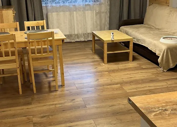 Πανσιόν Dwunastka 3*